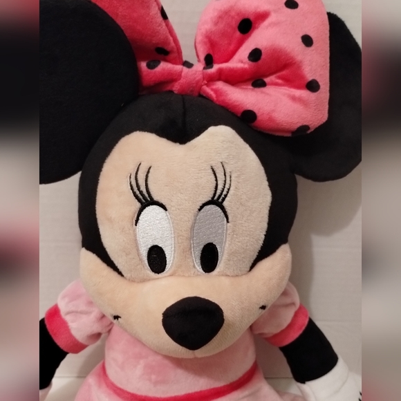Disney Minnie Mouse Plush - Picture 2 of 8